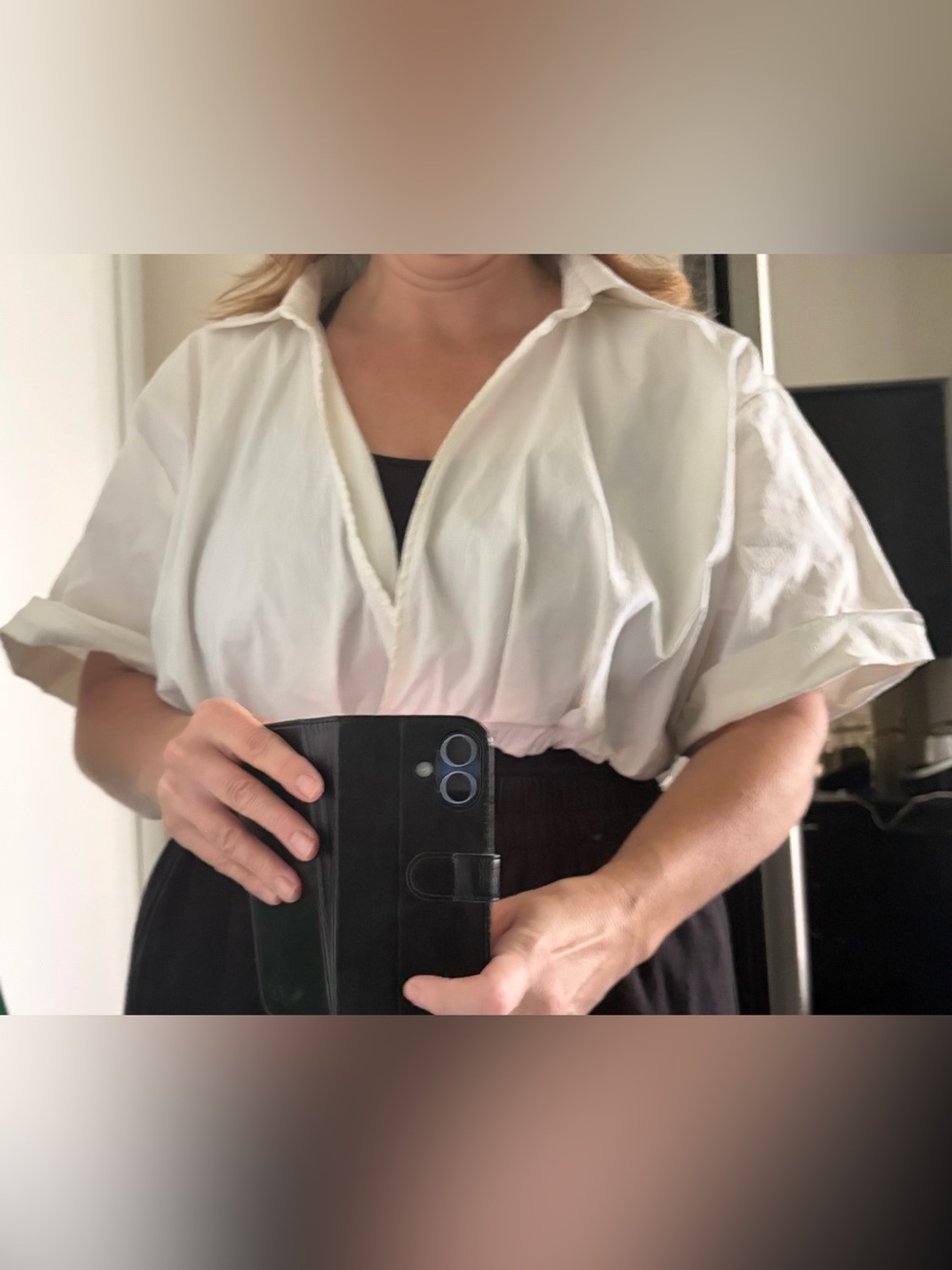 Zara White Short-Sleeve Button Down Shirt